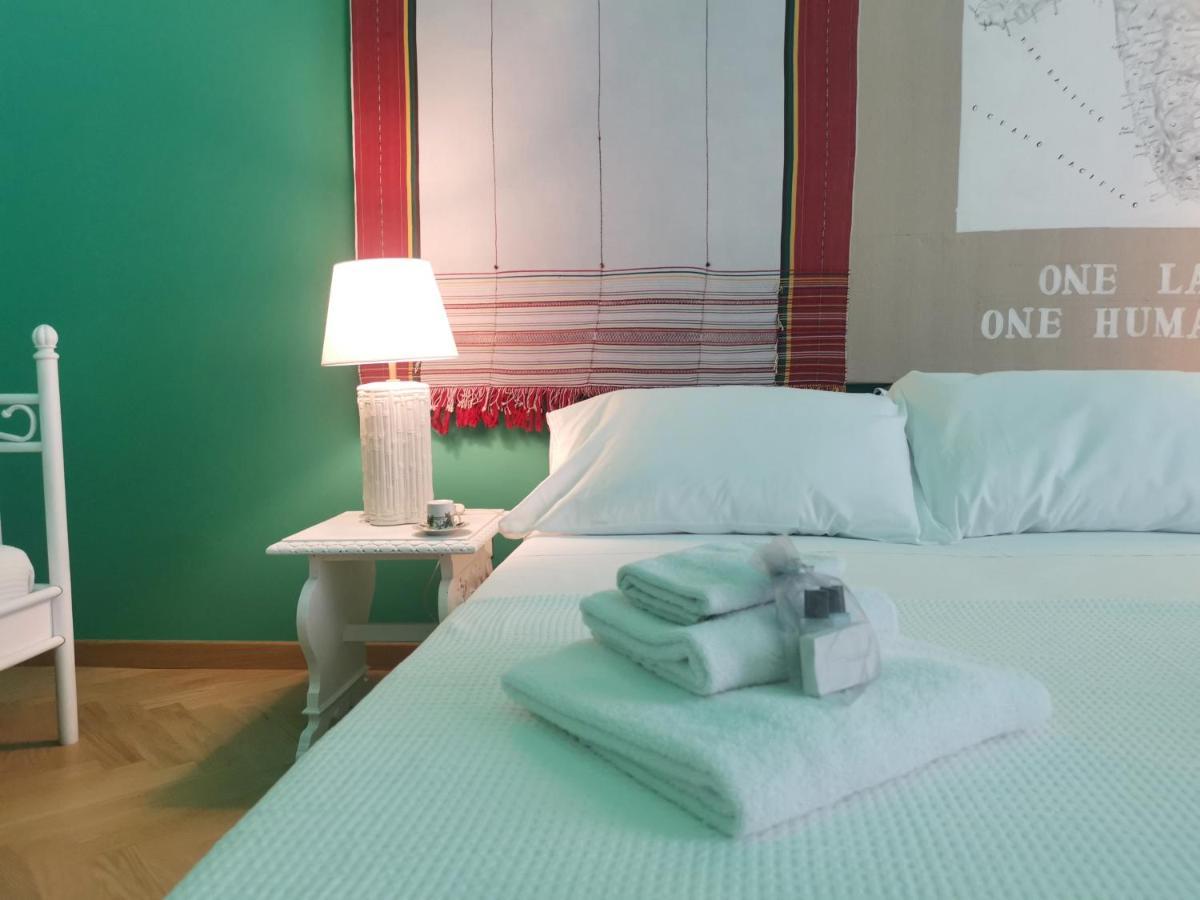 Speciale Tarshito Guesthouse Bari Esterno foto
