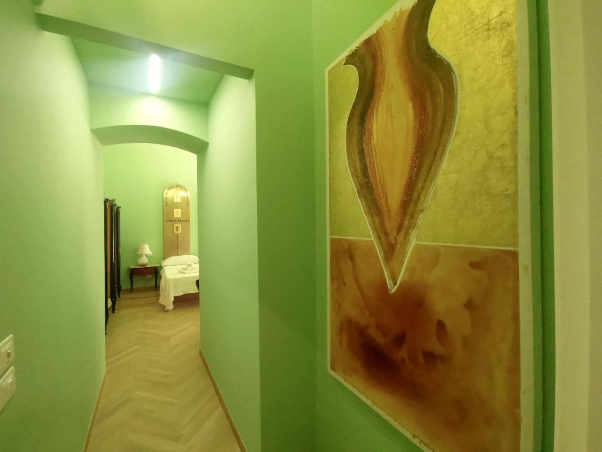 Speciale Tarshito Guesthouse Bari Esterno foto