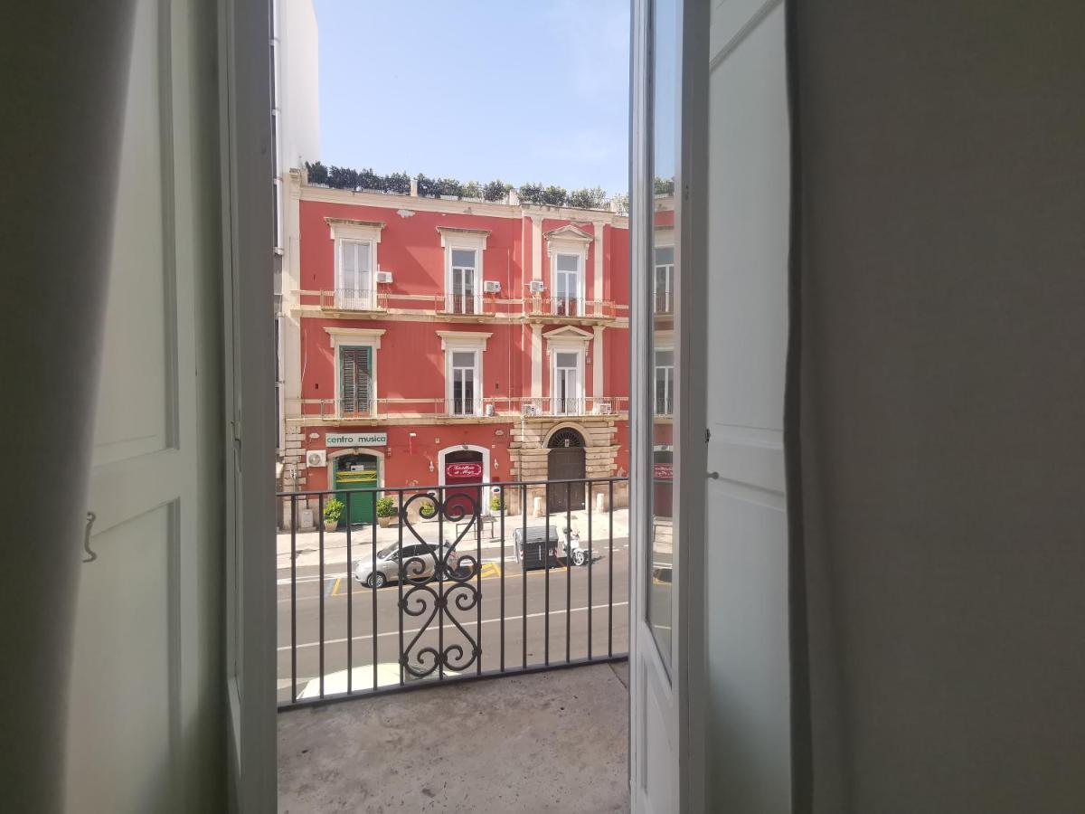Speciale Tarshito Guesthouse Bari Esterno foto